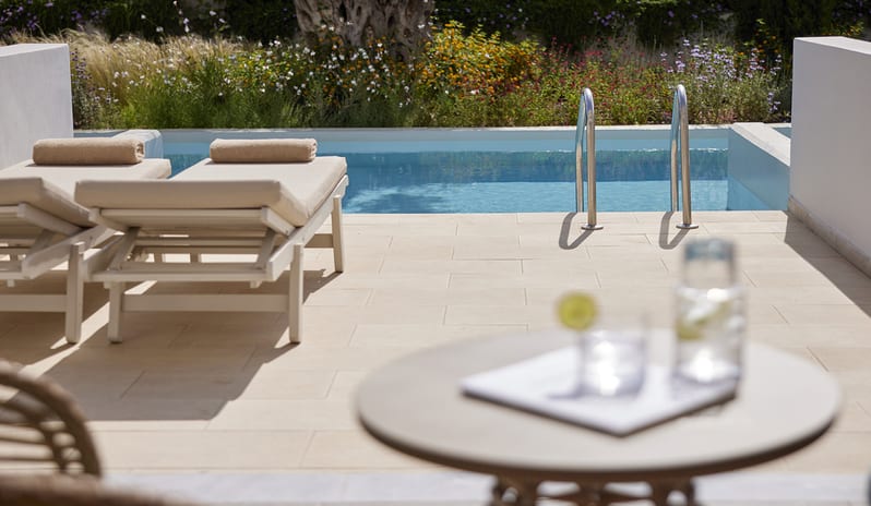 MarBella_Junior Suite Private Use Pool Garden View (11)